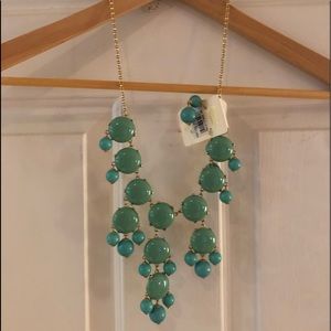 Neu Statement Necklace & Earrings in Teal green